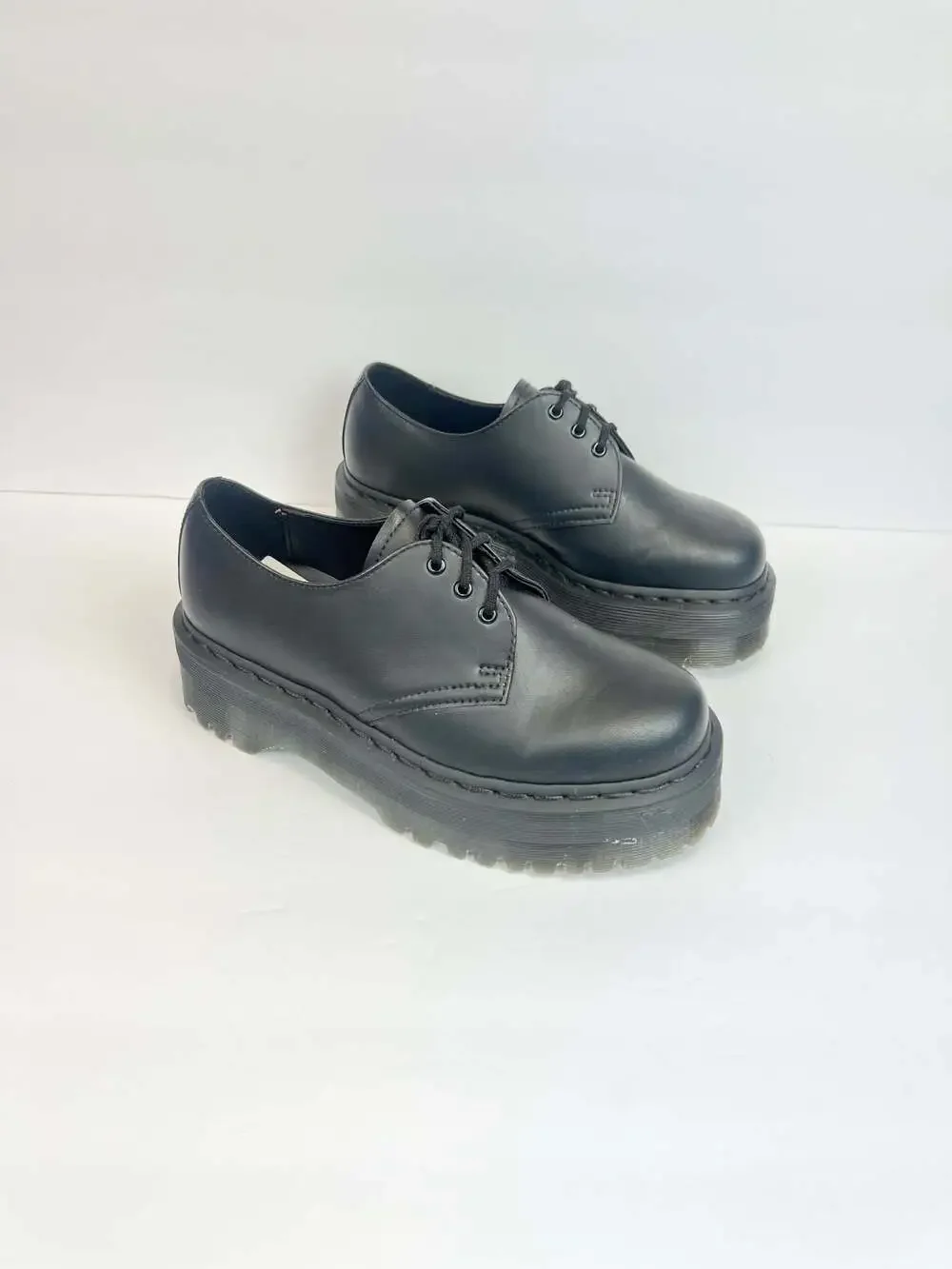 Dr. Martens Vegan 1461 Quad Mono Platform Oxford Shoes Women’s Size 6